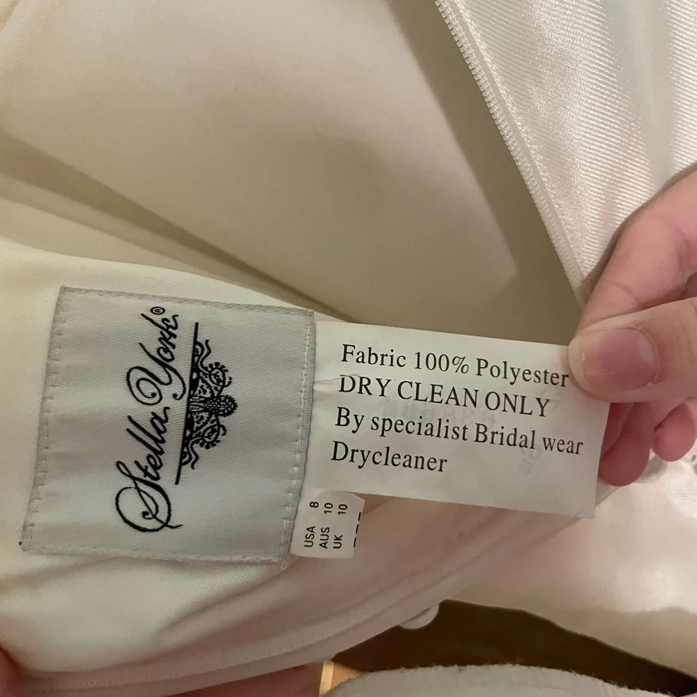 STELLA YORK ELEGANT WEDDING DRESS - Picture 7 of 8